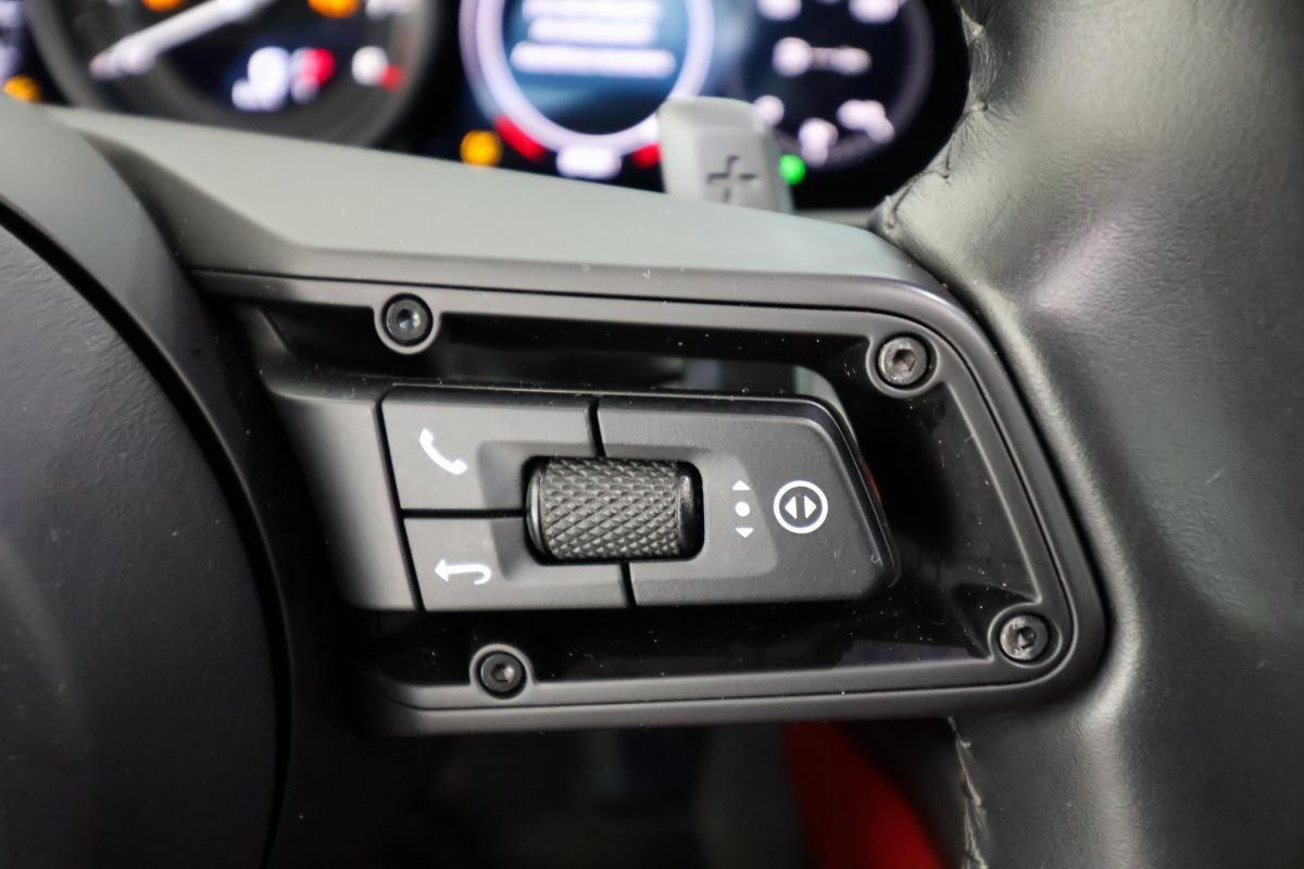 porsche-992-2020-gasolina-2981cc