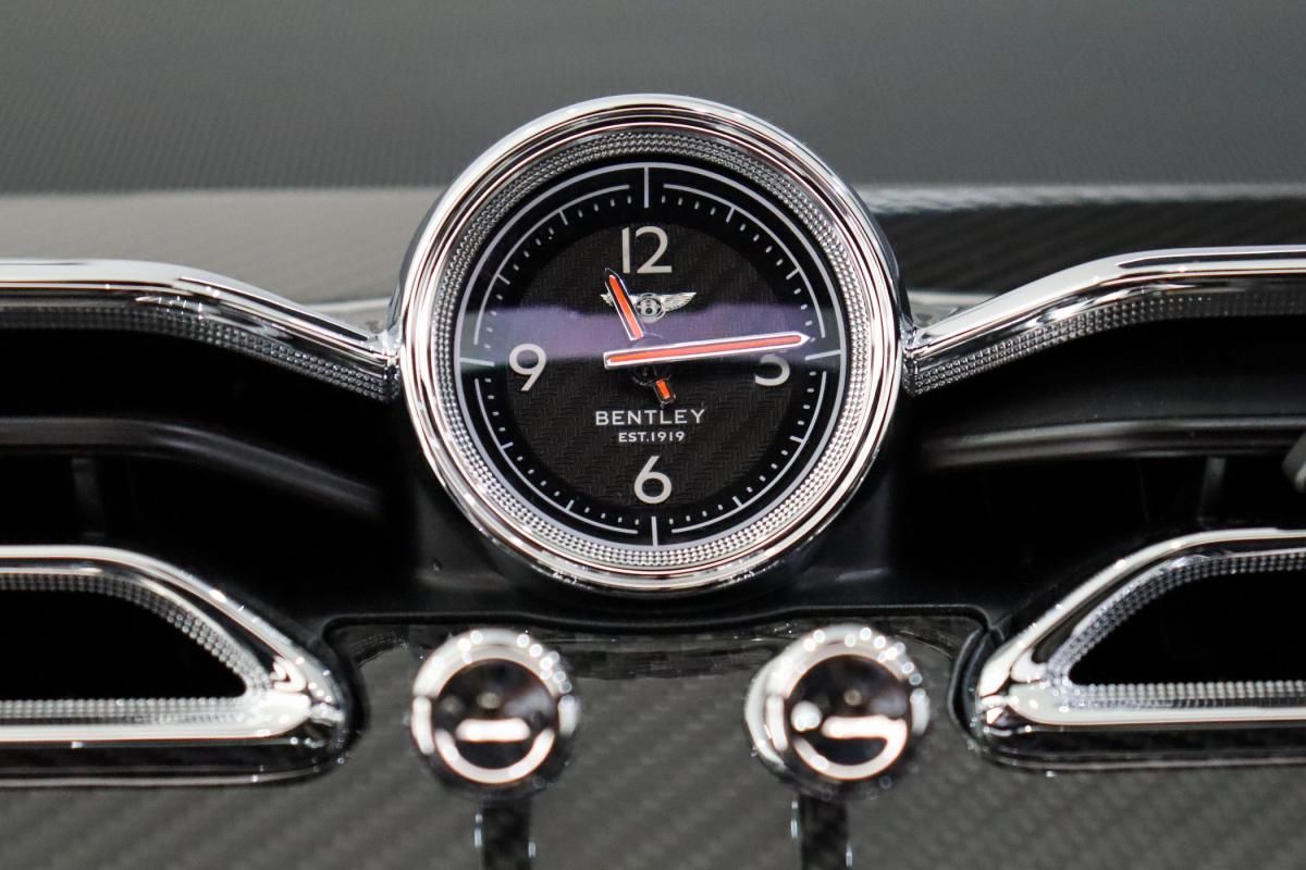 bentley-bentayga-2024-gasolina-3996cc