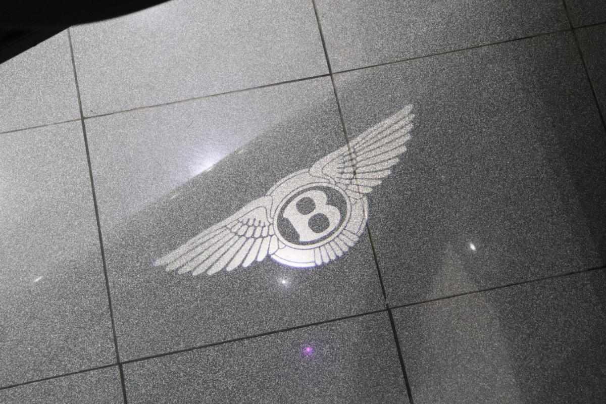 bentley-bentayga-2024-gasolina-3996cc