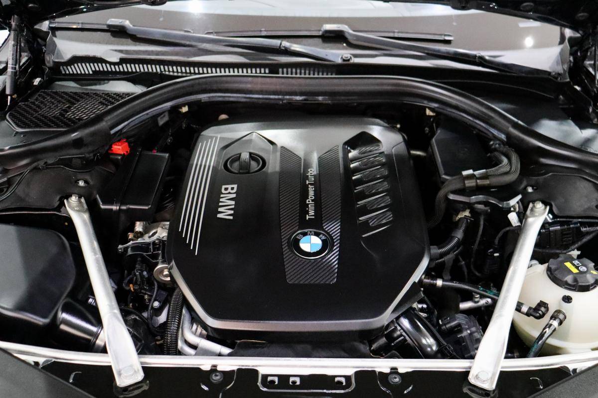 bmw-serie-8-2019-diesel-2993cc
