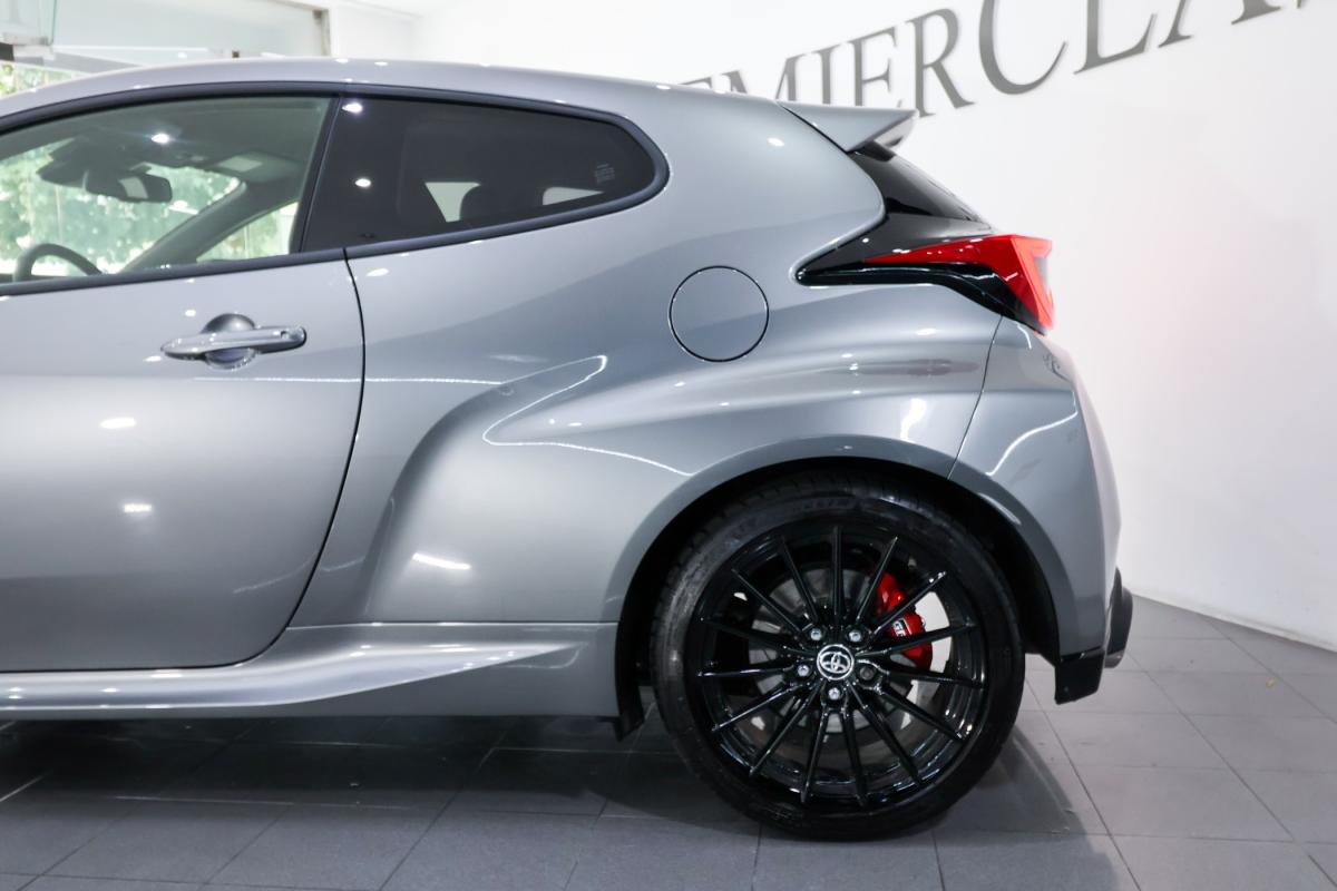 toyota-yaris-2024-gasolina-1618cc