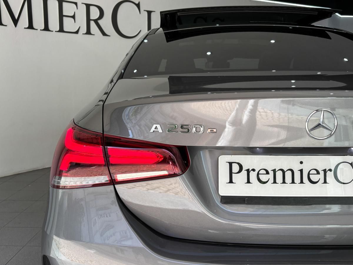 mercedes-benz-classe-a-2022-hibrido-a-gasolina-1332cc