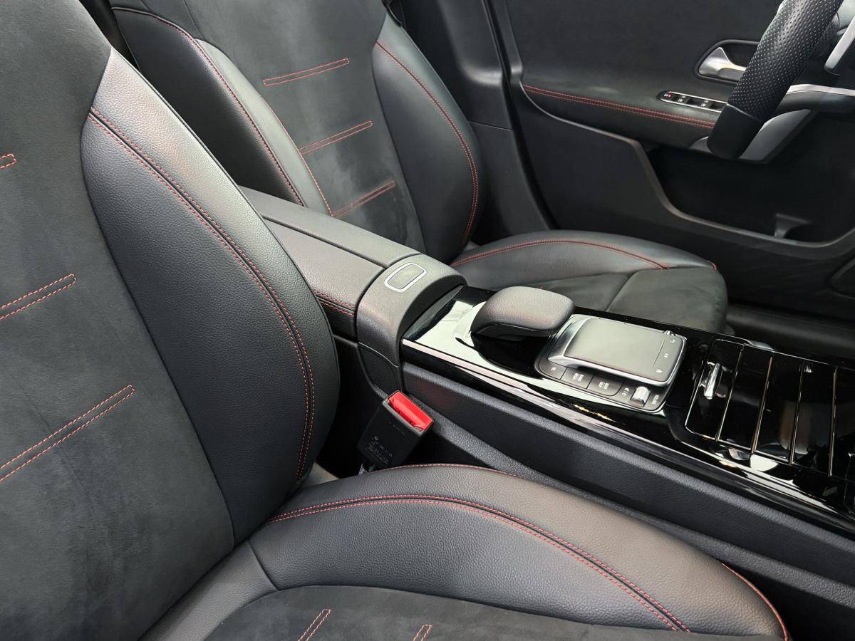 mercedes-benz-classe-a-2022-hibrido-a-gasolina-1332cc