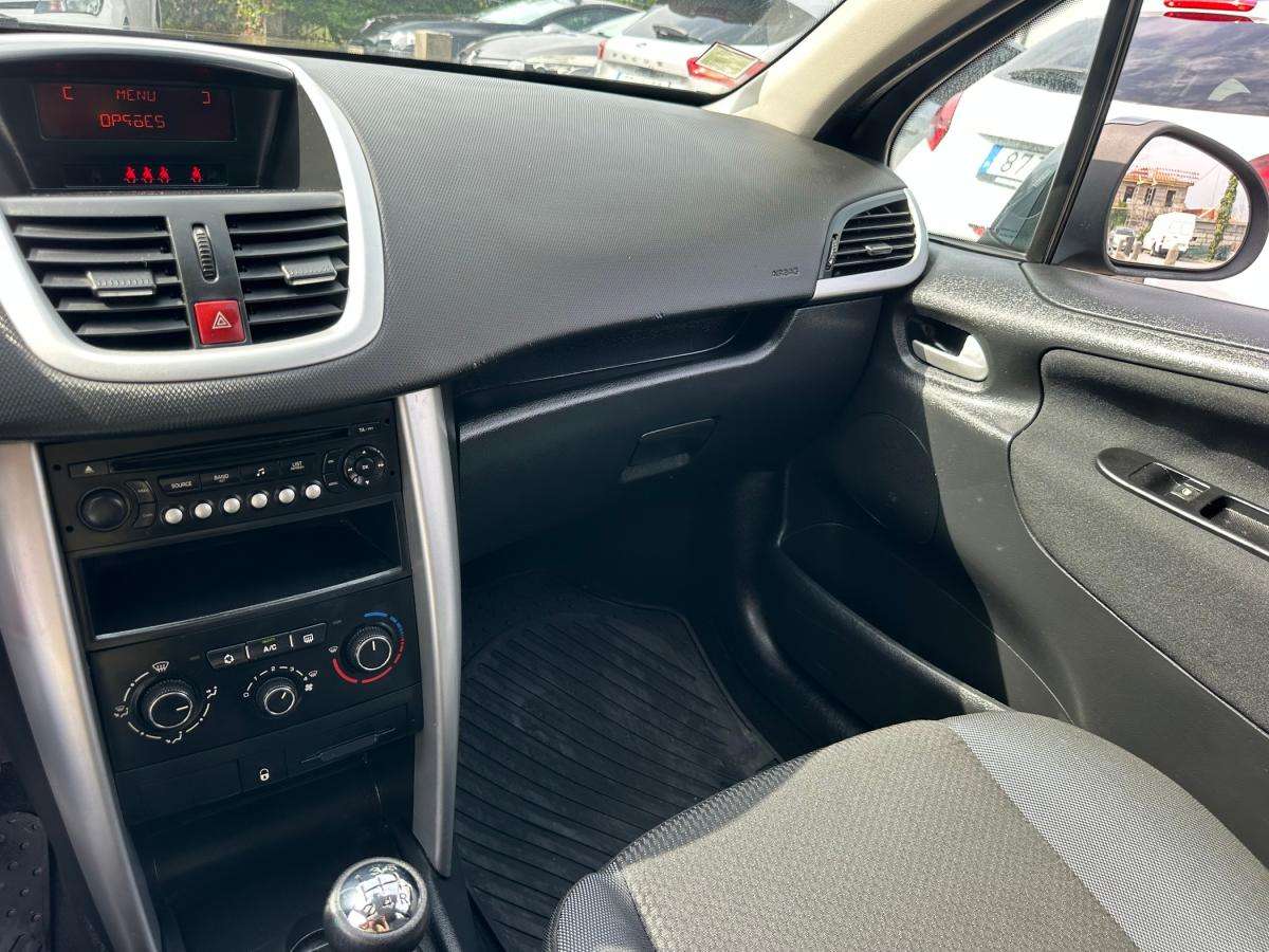 peugeot-207-2011-diesel-1398cc
