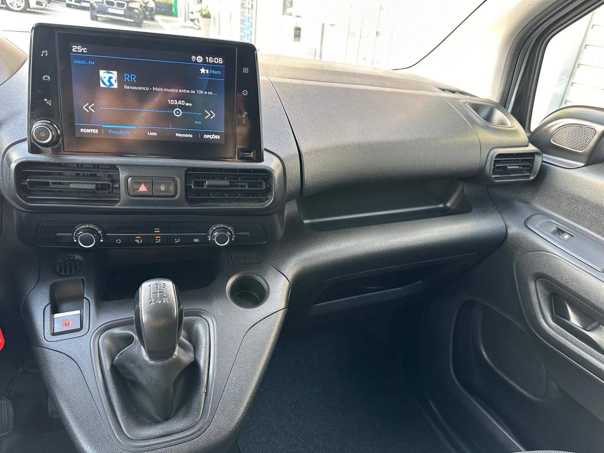 peugeot-partner-2021-diesel-1499cc