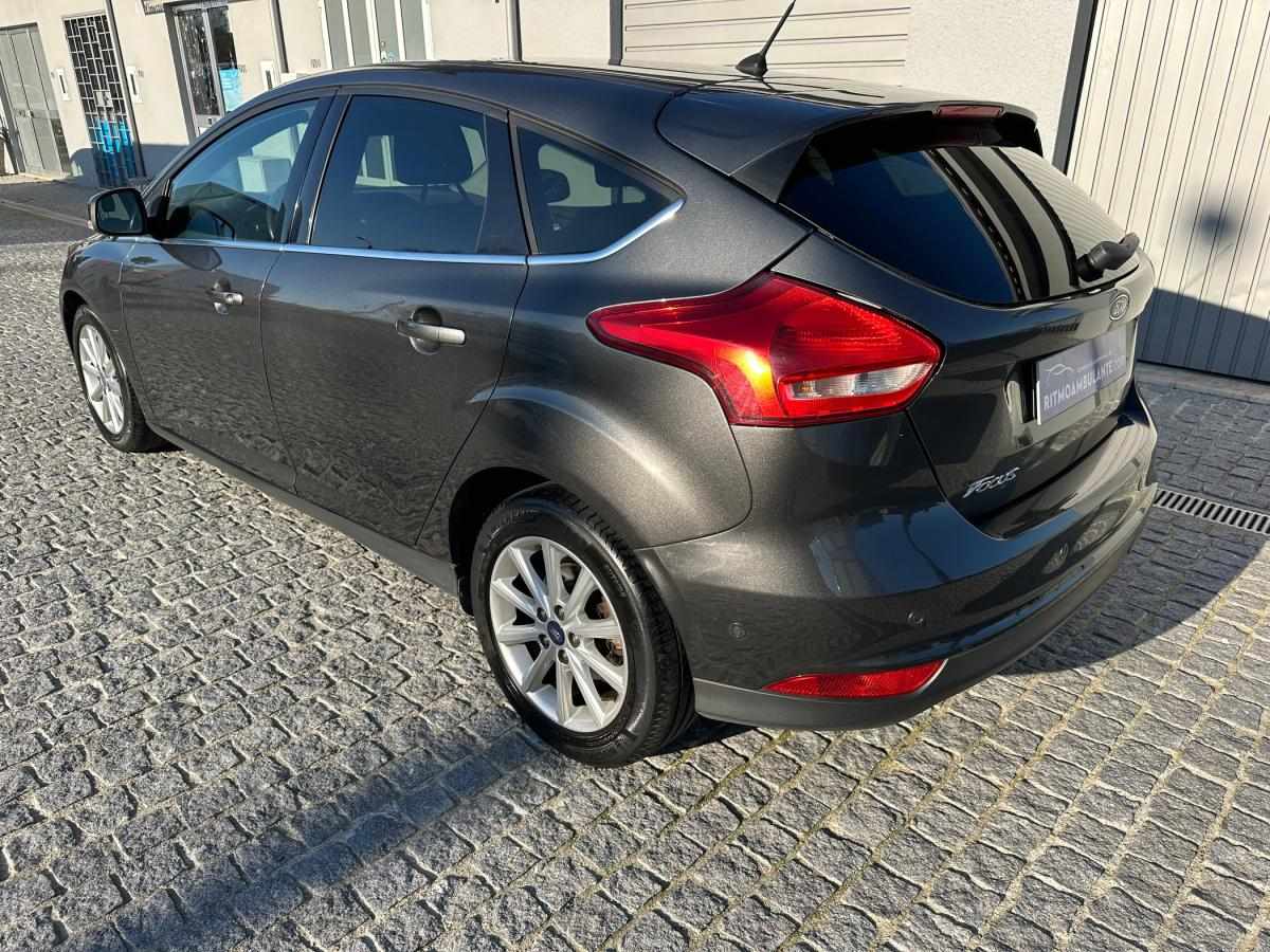 ford-focus-2015-gasolina-998cc