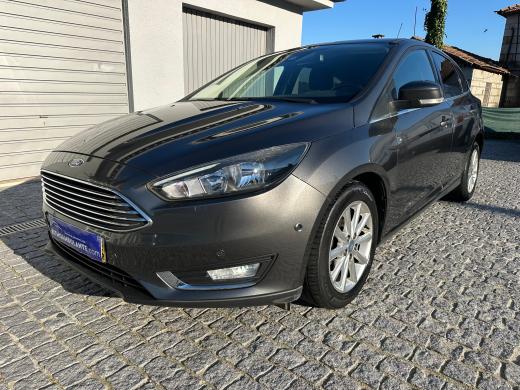ford-focus-2015-gasolina-998cc