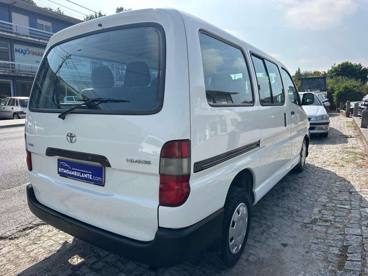 toyota-hiace-2007-diesel-2494cc