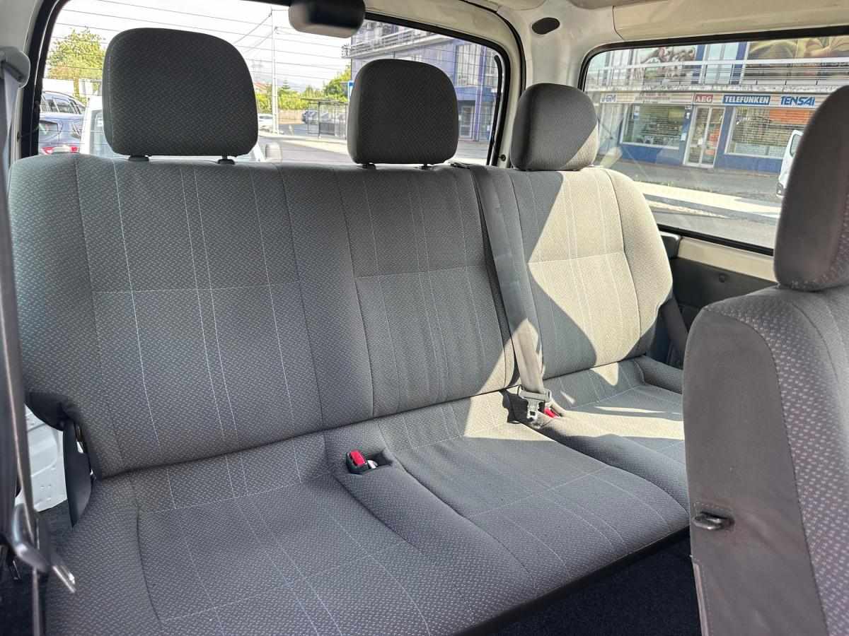 toyota-hiace-2007-diesel-2494cc