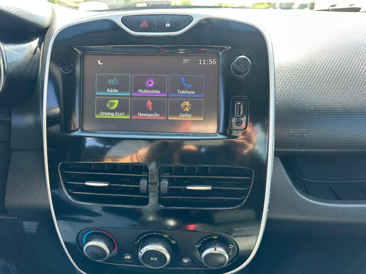 renault-clio-2015-gasolina-898cc