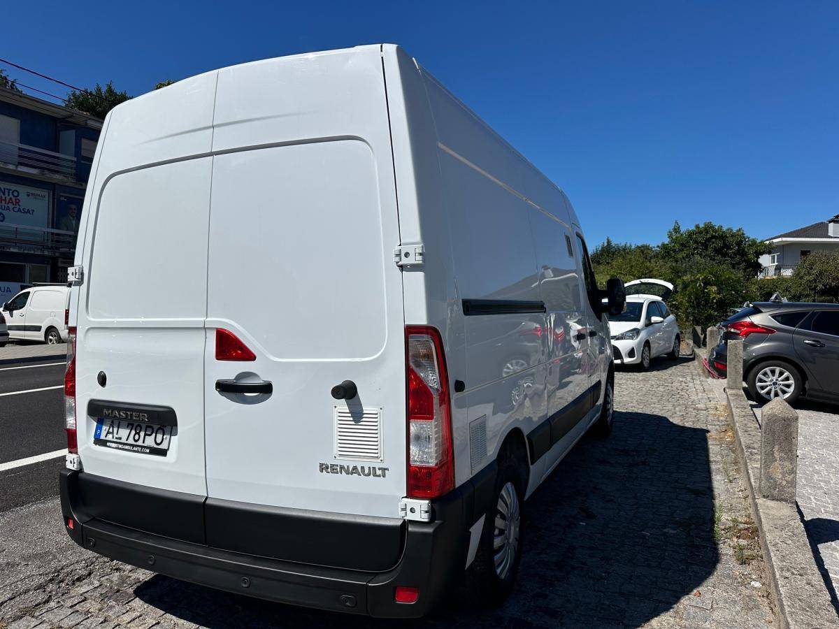 renault-master-2021-diesel-2299cc