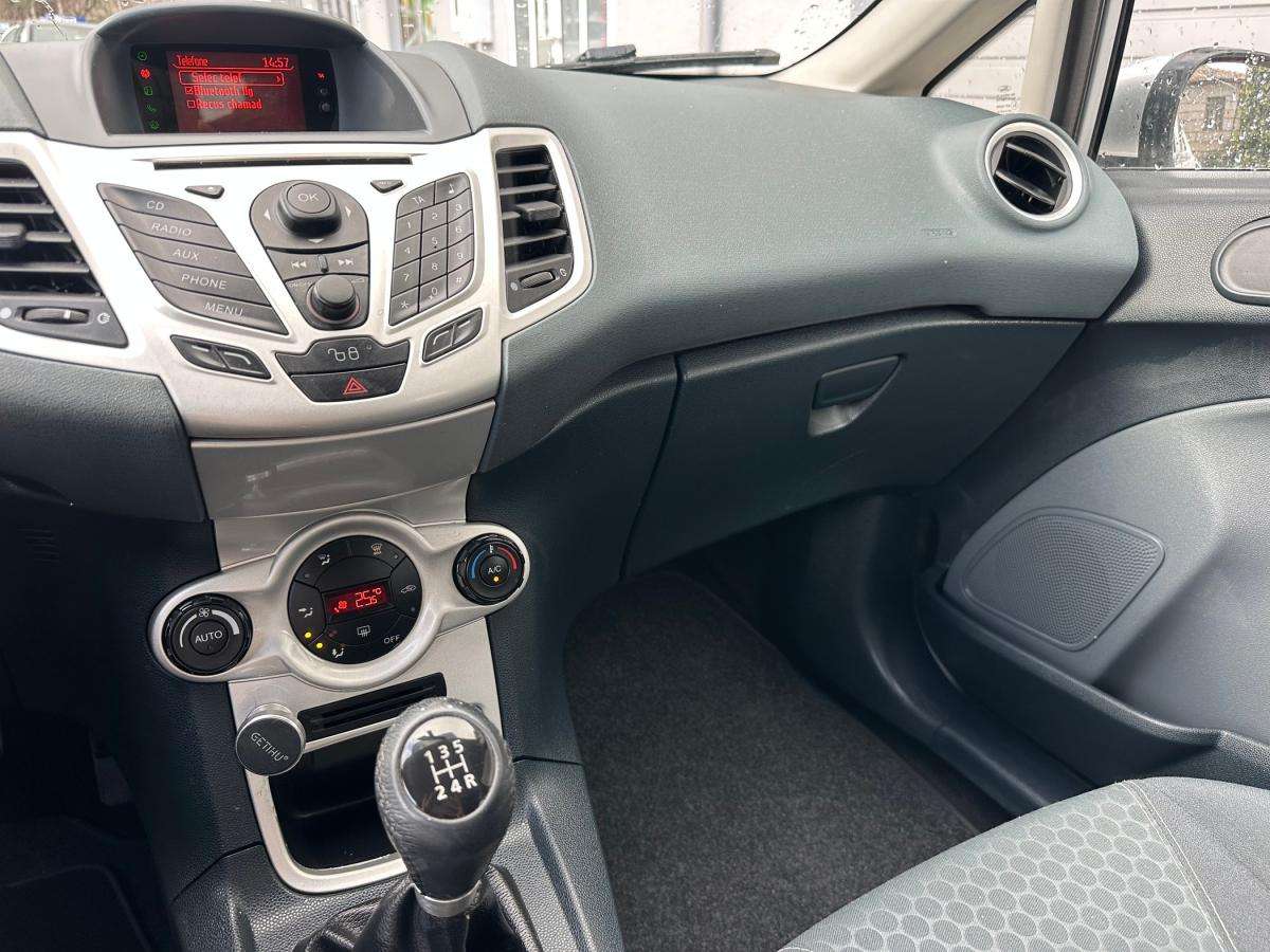 ford-fiesta-2009-gasolina-1242cc
