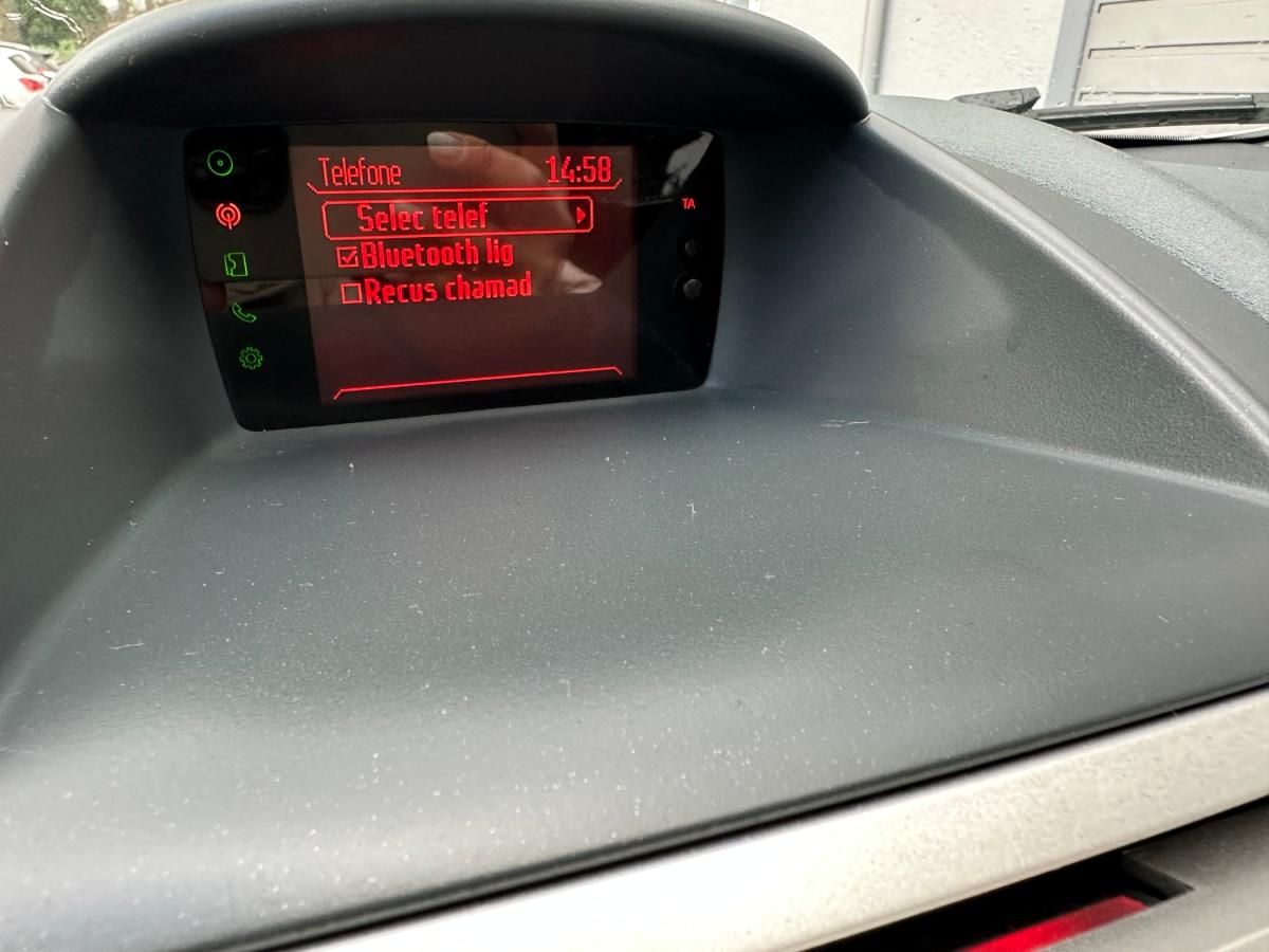 ford-fiesta-2009-gasolina-1242cc