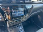 toyota-auris-2017-hibrido-a-gasolina-1798cc