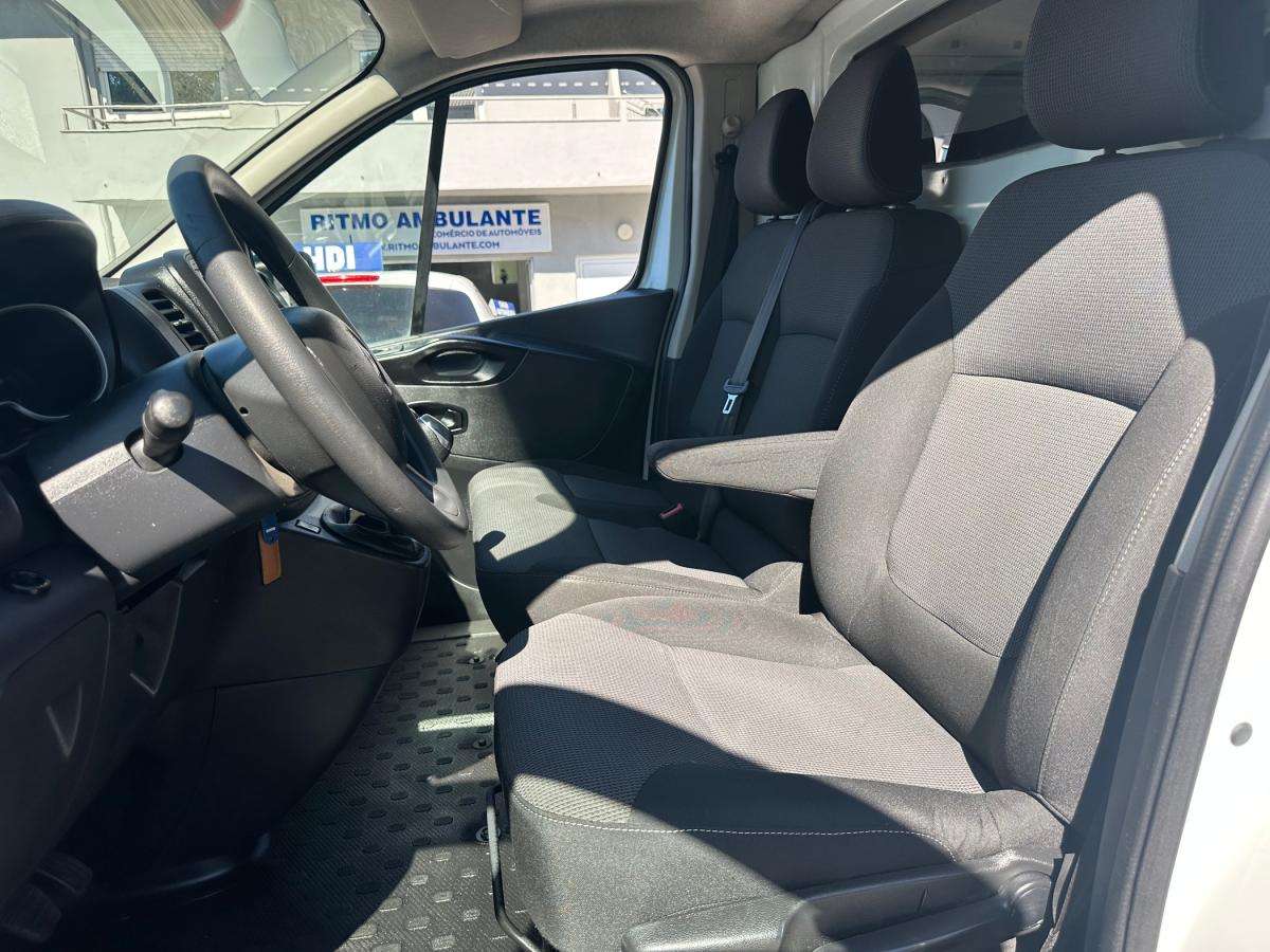 renault-trafic-2019-diesel-1997cc