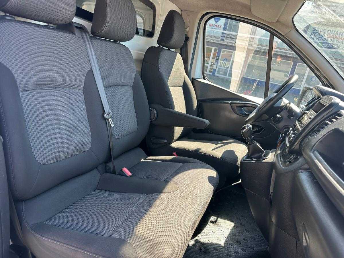 renault-trafic-2019-diesel-1997cc