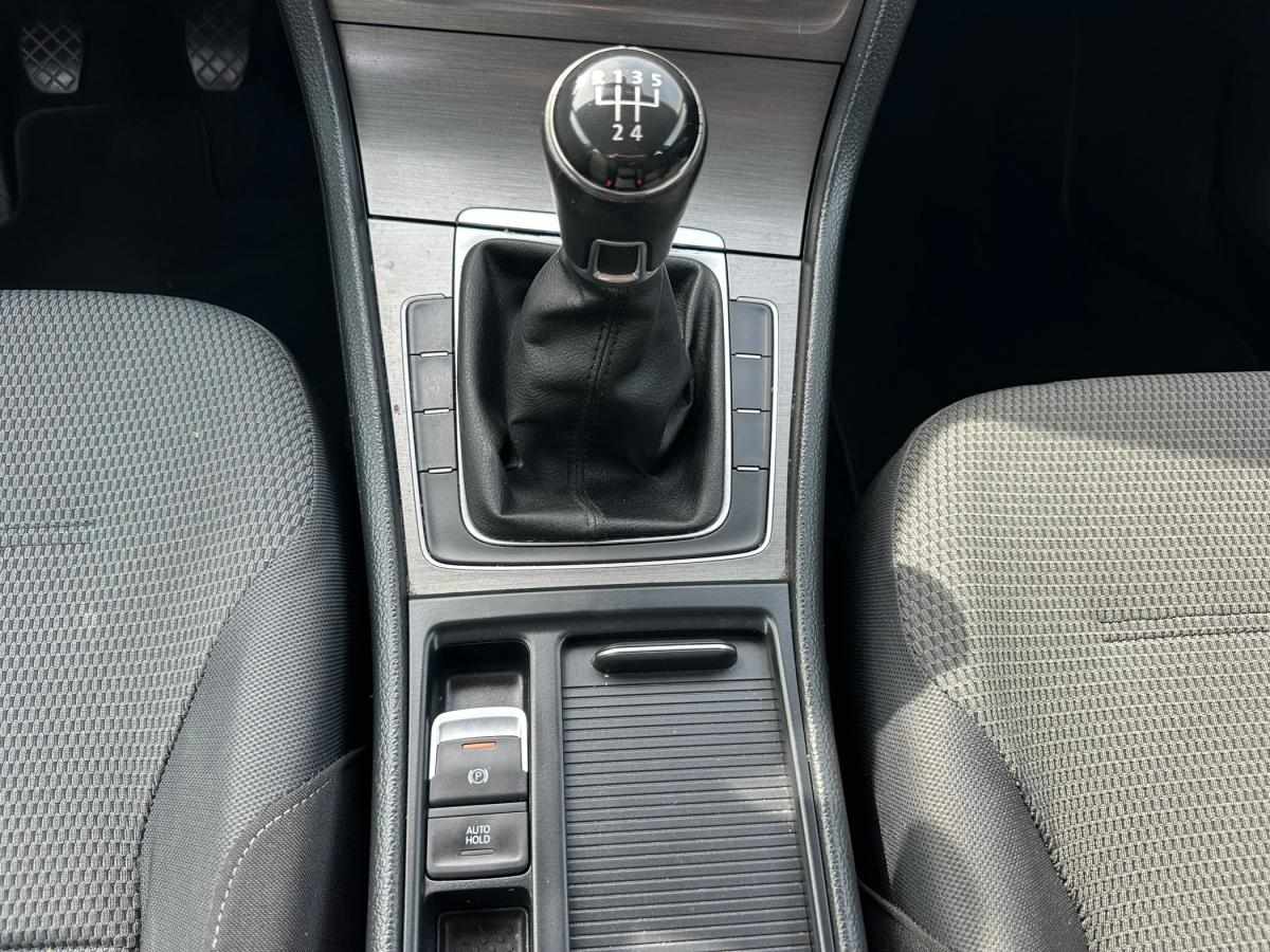 volkswagen-golf-2013-diesel-1598cc