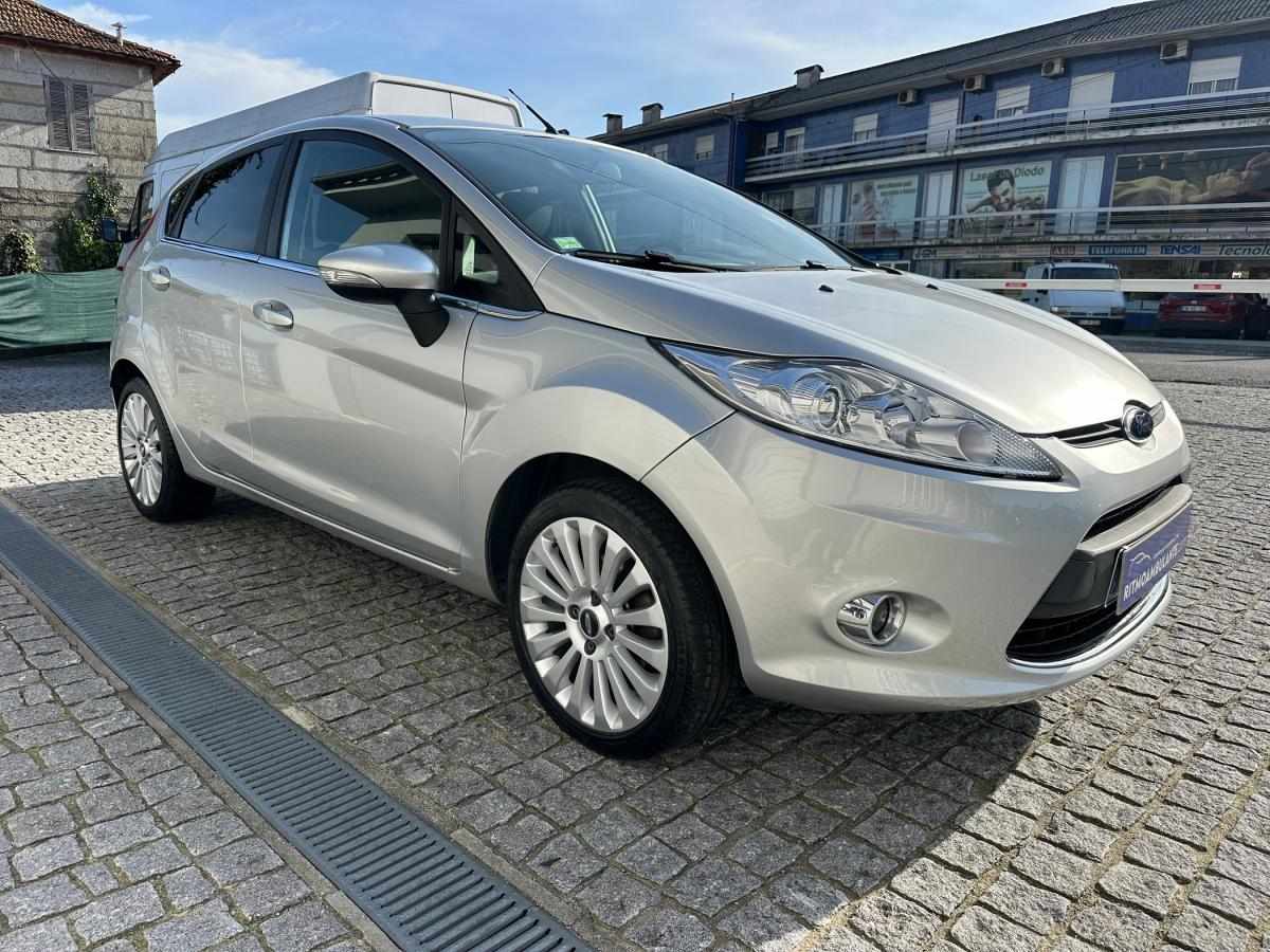 ford-fiesta-2010-gasolina-1242cc
