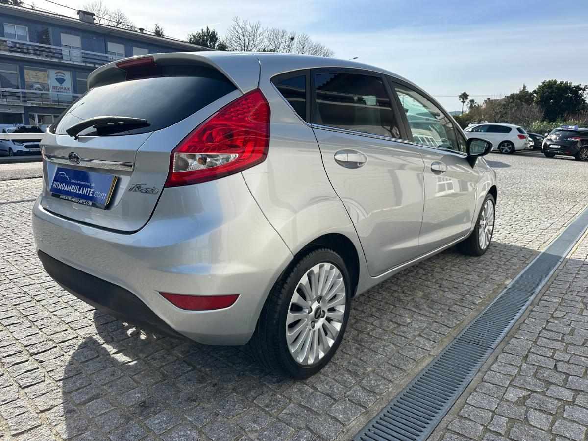 ford-fiesta-2010-gasolina-1242cc