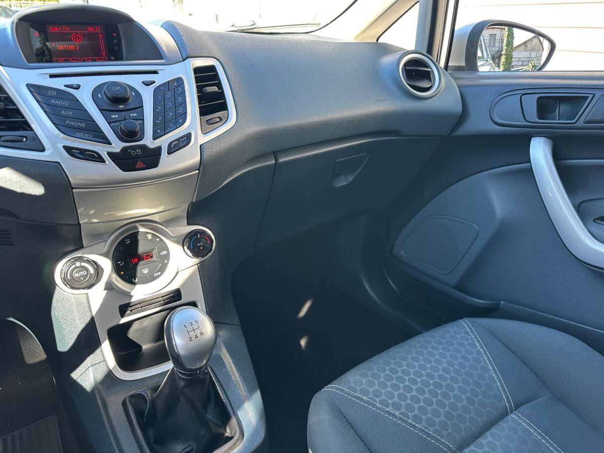 ford-fiesta-2010-gasolina-1242cc