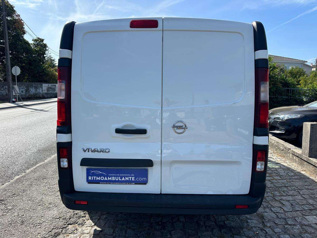 opel-vivaro-2019-diesel-1598cc