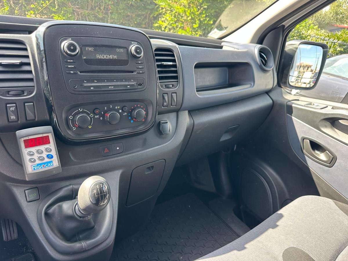opel-vivaro-2019-diesel-1598cc