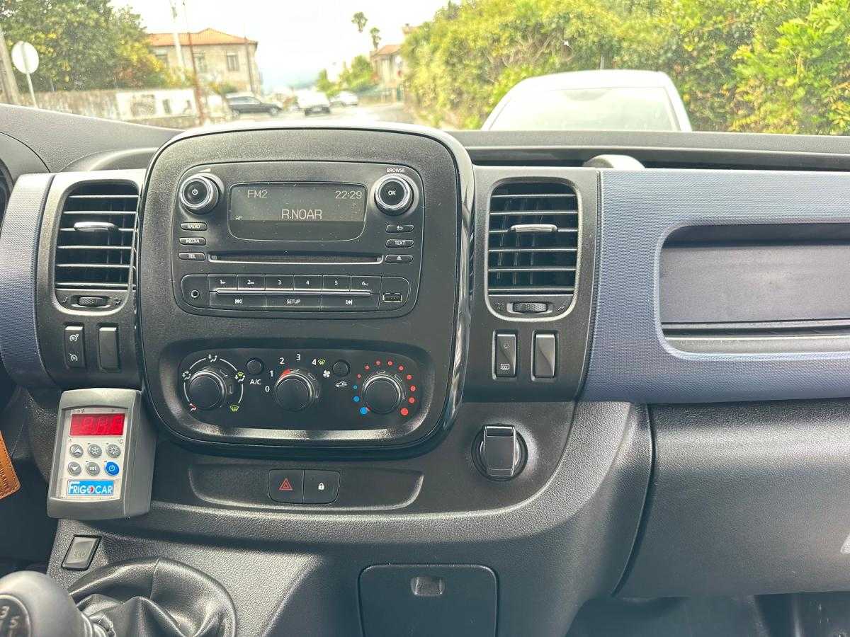 opel-vivaro-2019-diesel-1598cc