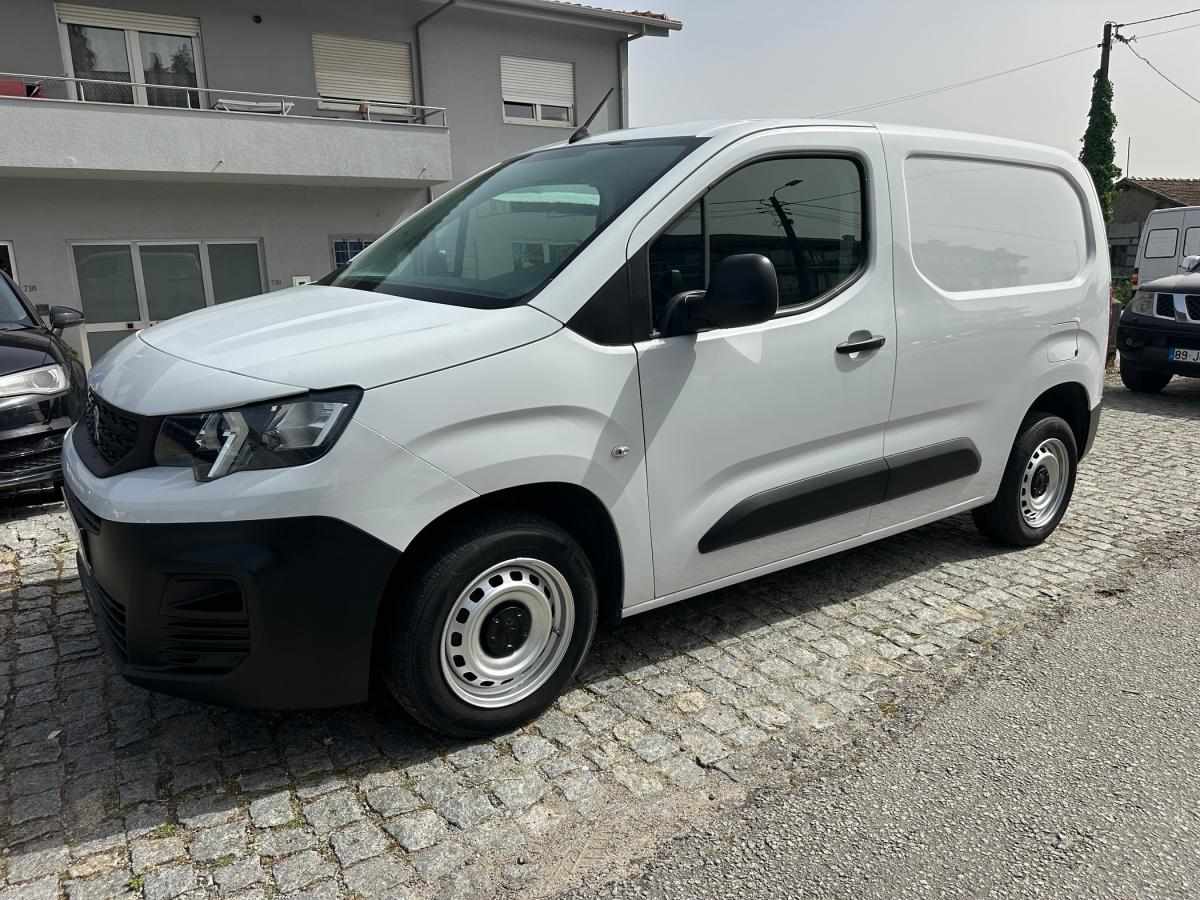 peugeot-partner-2022-diesel-1499cc
