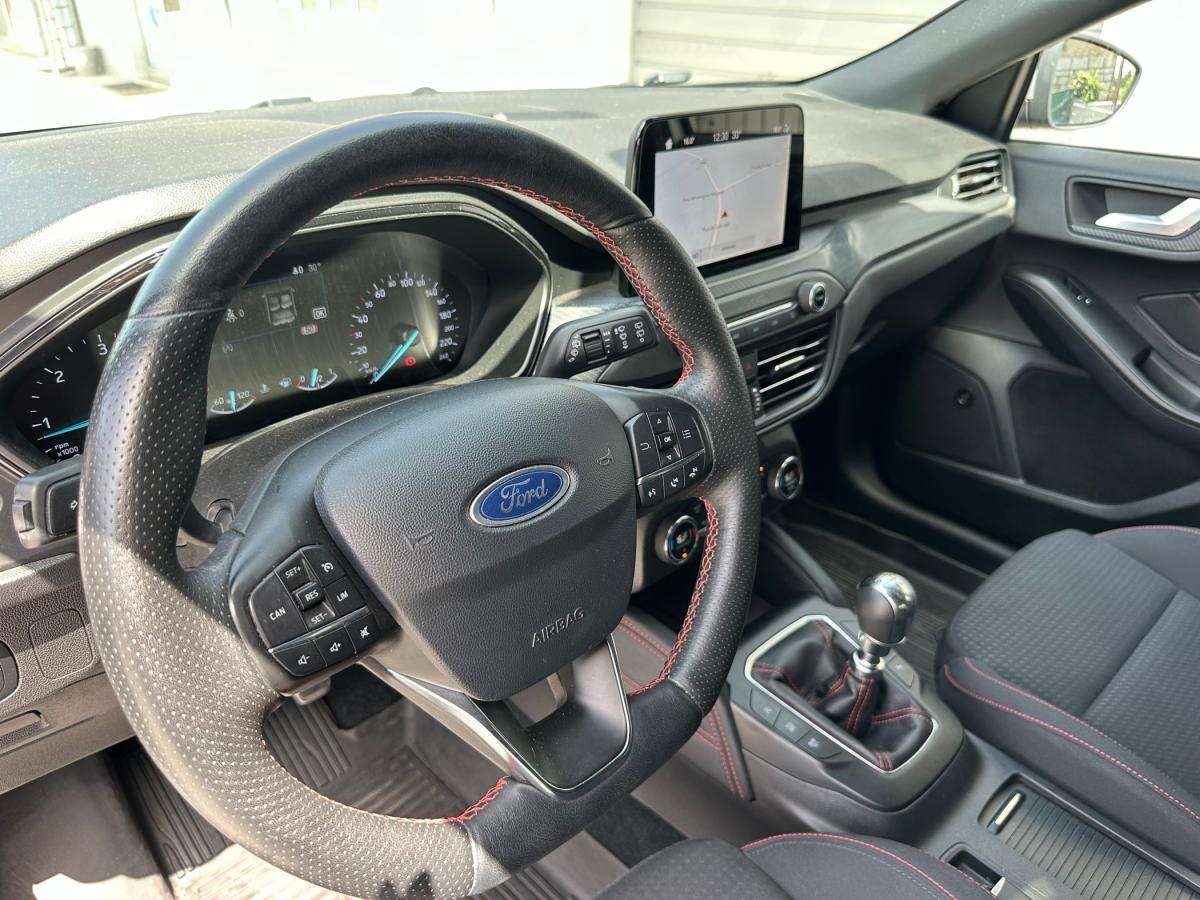 ford-focus-2019-diesel-1499cc