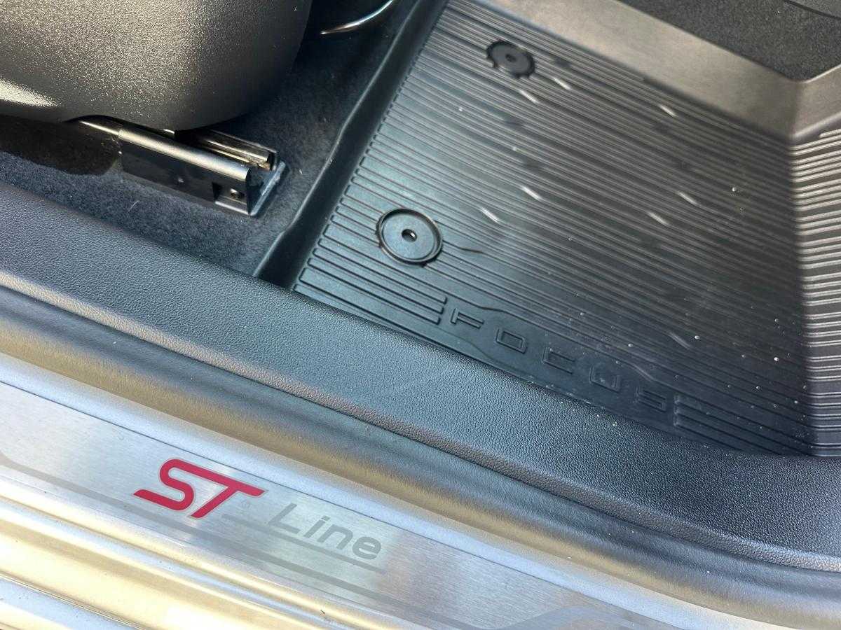 ford-focus-2019-diesel-1499cc