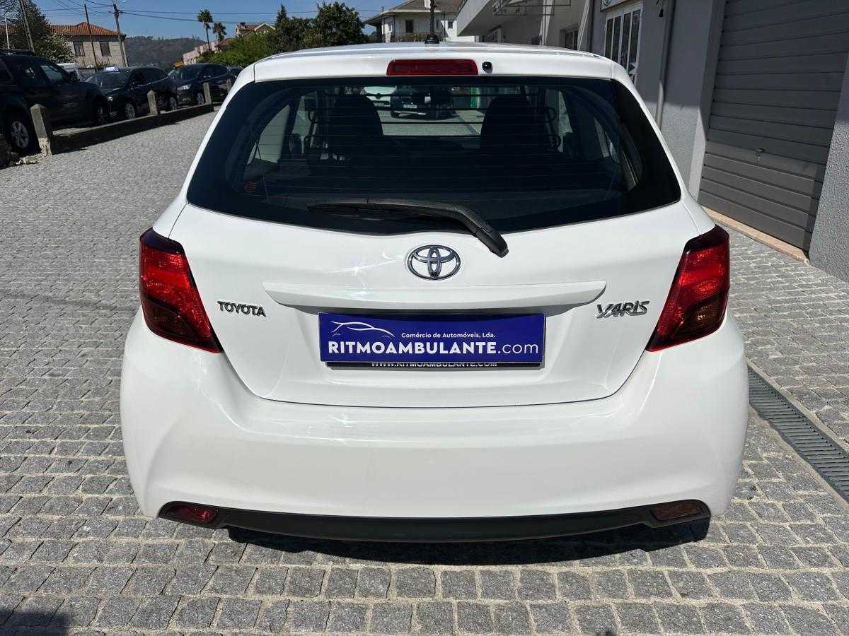toyota-yaris-2015-diesel-1364cc