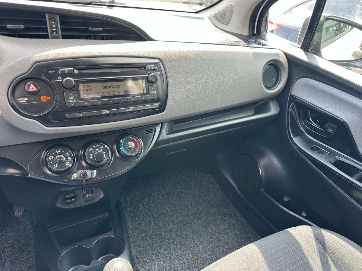 toyota-yaris-2015-diesel-1364cc