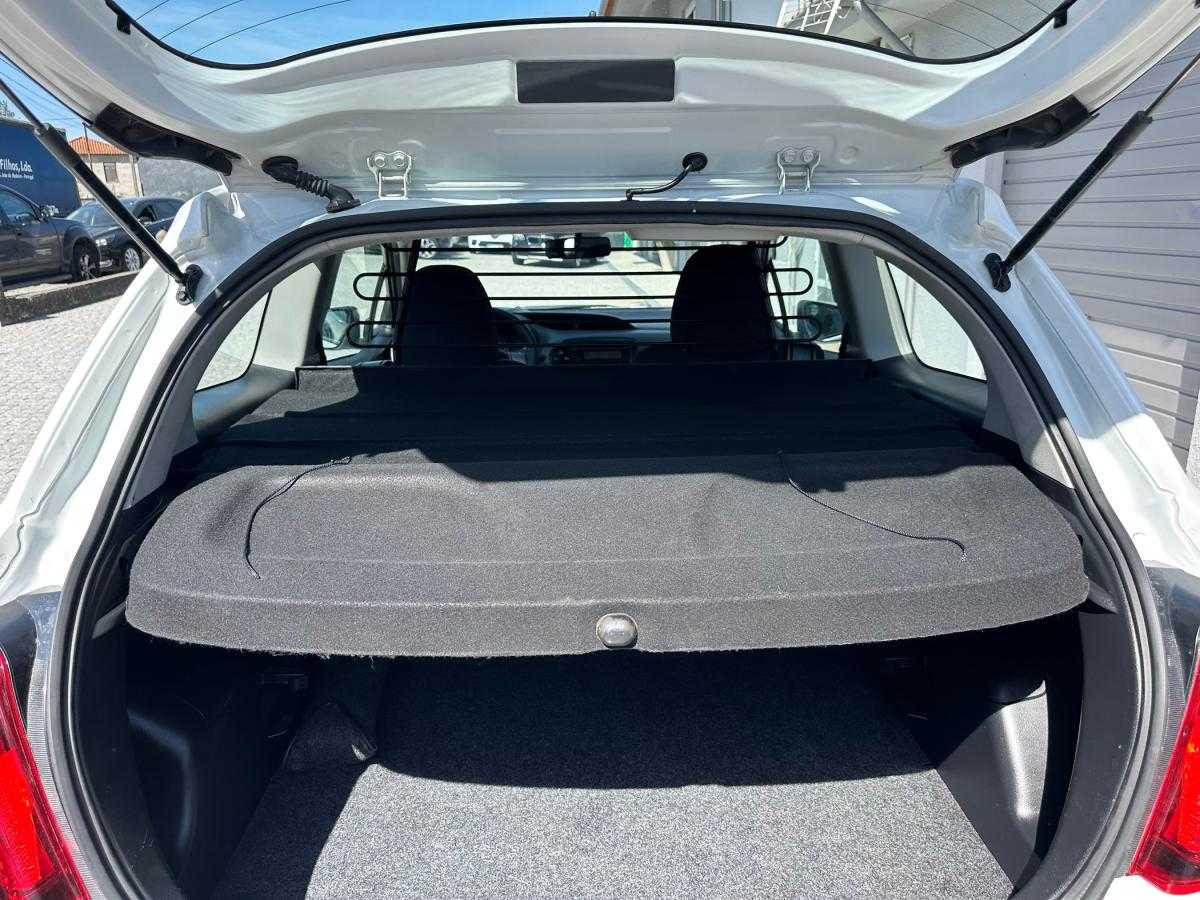 toyota-yaris-2015-diesel-1364cc