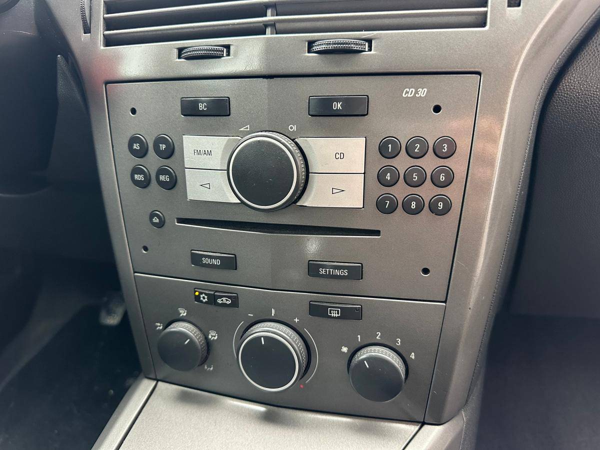 opel-astra-caravan-2006-diesel-1248cc