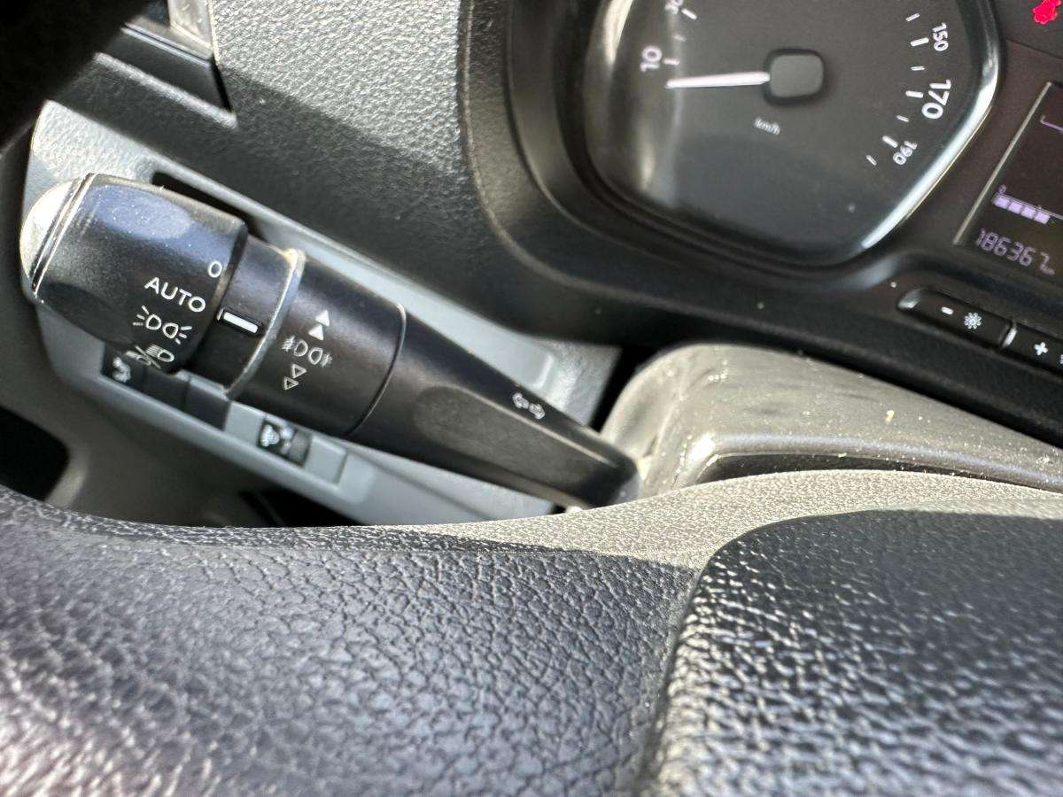 peugeot-expert-2018-diesel-1997cc