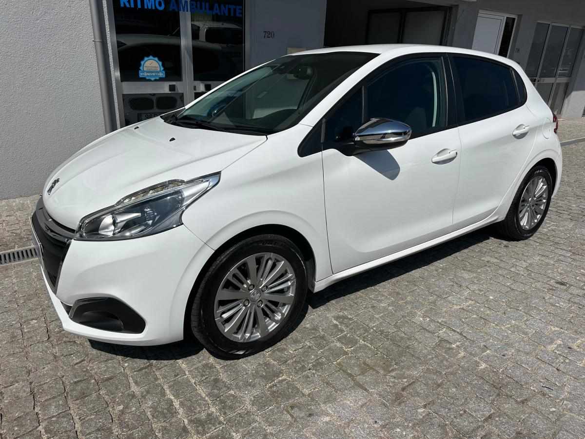 peugeot-208-2017-diesel-1560cc