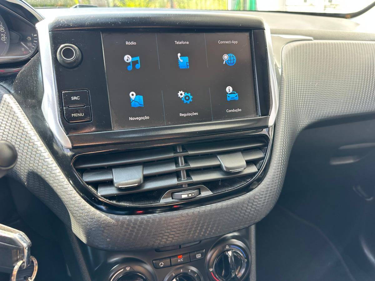 peugeot-208-2017-diesel-1560cc