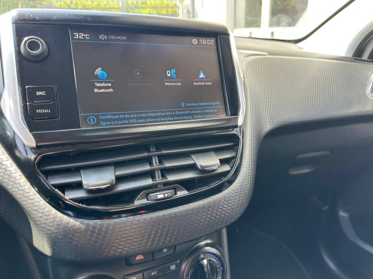 peugeot-208-2017-diesel-1560cc