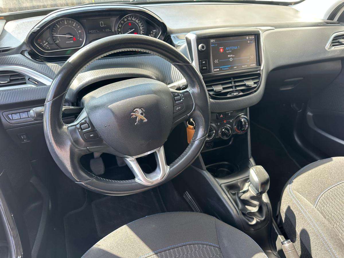 peugeot-208-2017-diesel-1560cc