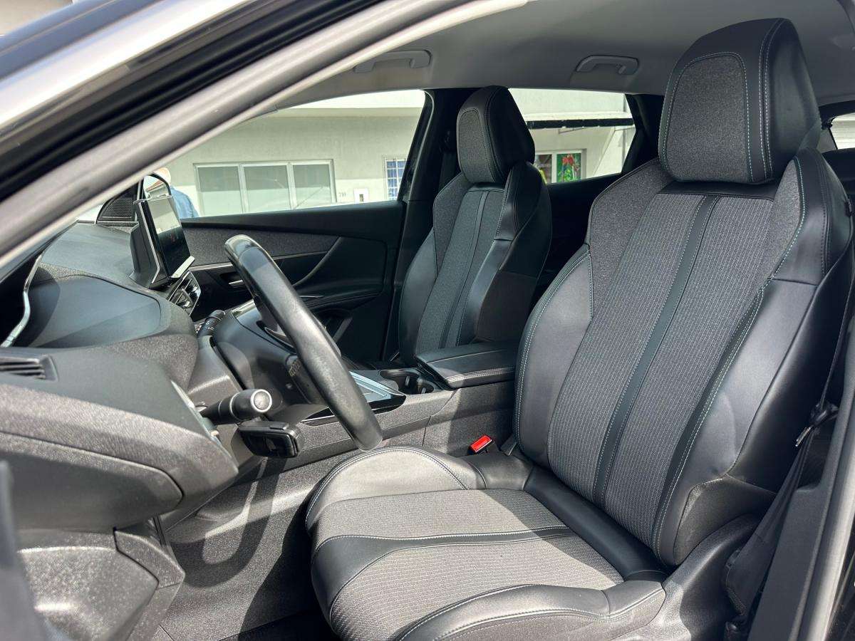 peugeot-3008-2022-diesel-1499cc