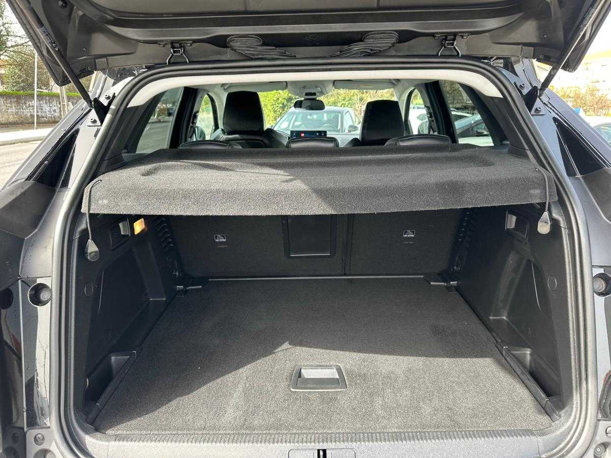 peugeot-3008-2022-diesel-1499cc