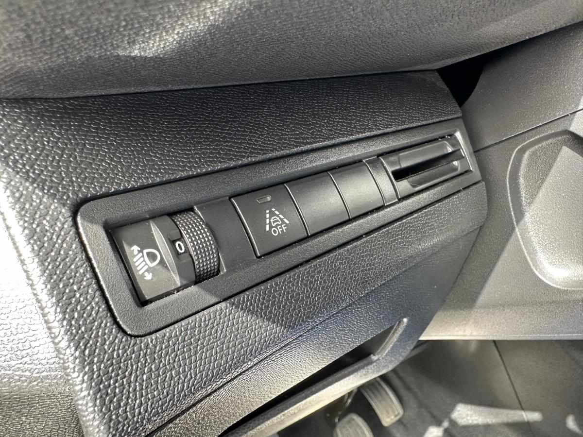 peugeot-3008-2022-diesel-1499cc