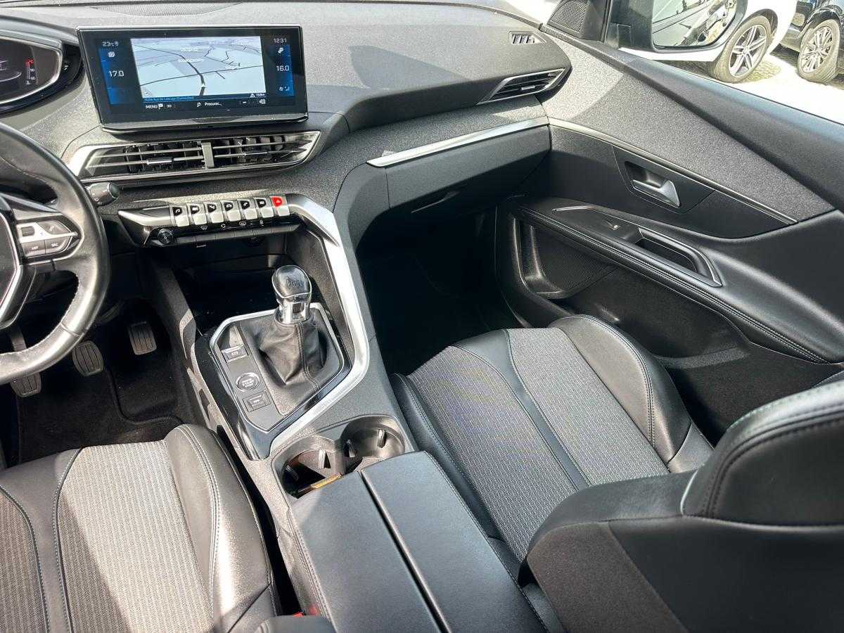 peugeot-3008-2022-diesel-1499cc