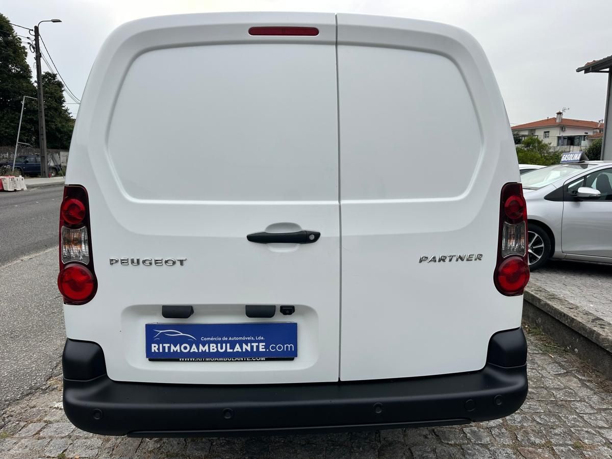peugeot-partner-2018-diesel-1560cc