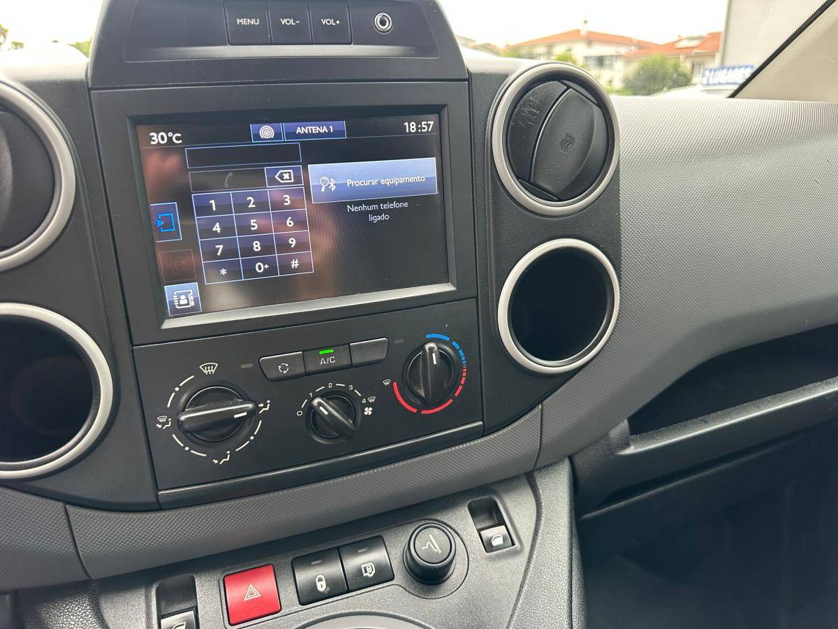 peugeot-partner-2018-diesel-1560cc
