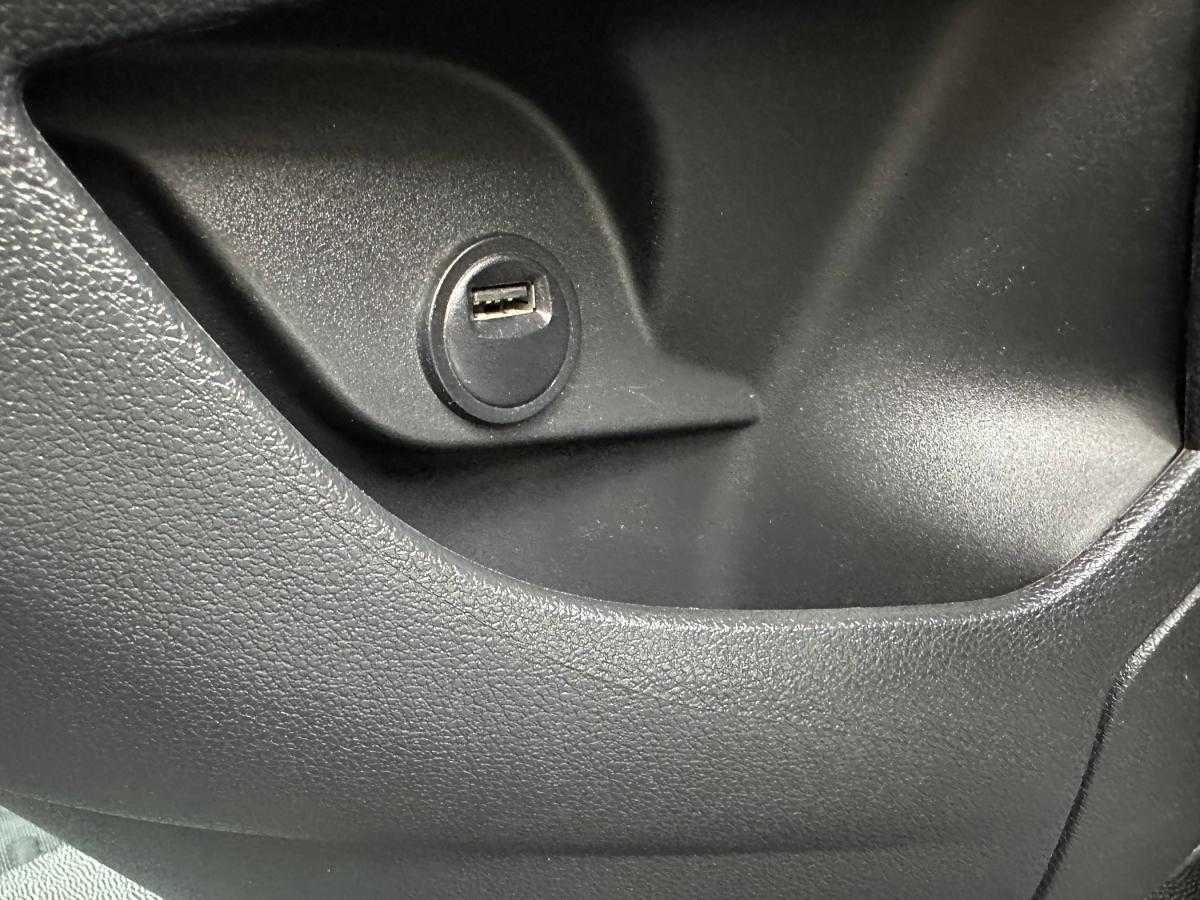 peugeot-partner-2018-diesel-1560cc