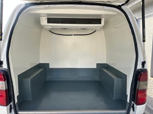 toyota-hiace-2008-diesel-2494cc