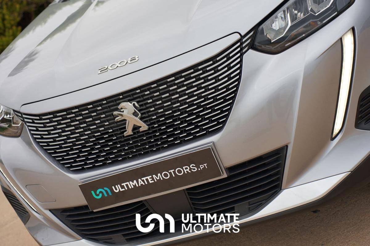 peugeot-2008-2023-eletrico-500cc