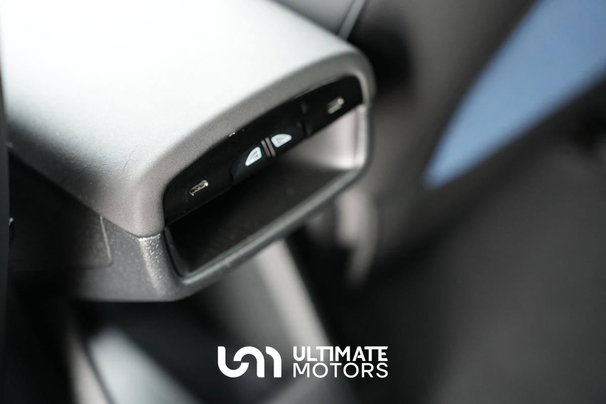 volvo-ex30-2024-eletrico-500cc