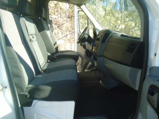 volkswagen-crafter-2013-diesel-2000cc